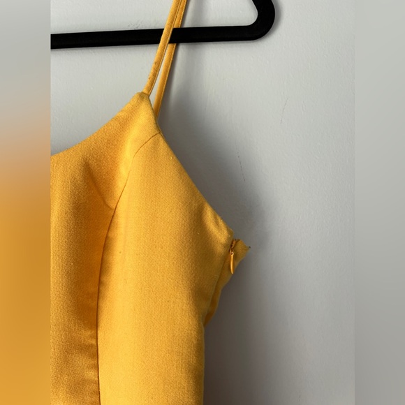 Forever 21 Mini Dress in Yellow, Size Medium - Picture 4 of 4